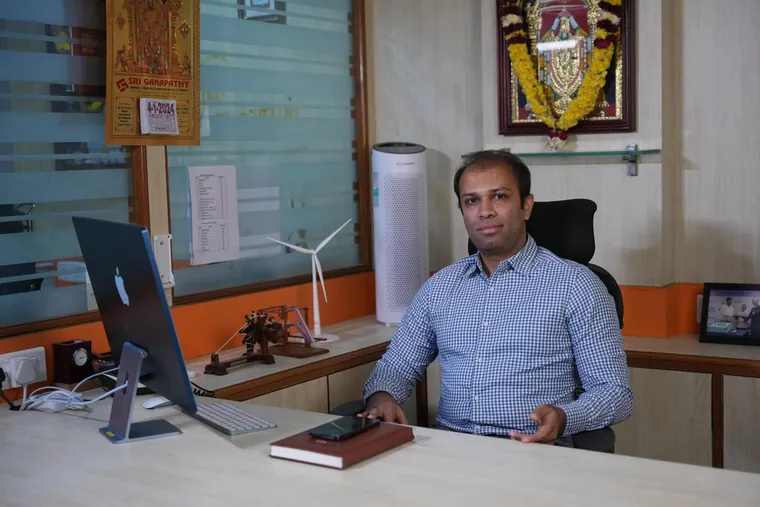 Director, Lucky Yarntex with Indo Texnology's Automatic cone packing